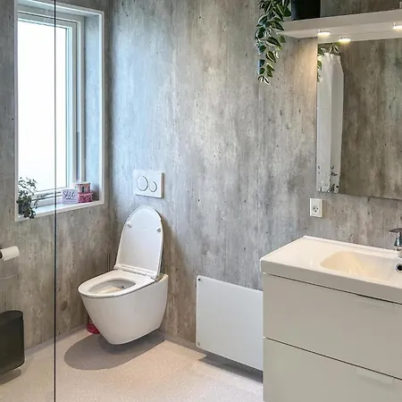 In Sydals With Wifi *